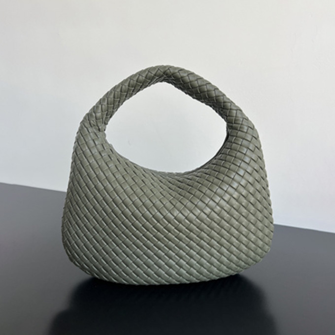 bottega veneta veneta intreccio nappa leather hobo bag #856737
